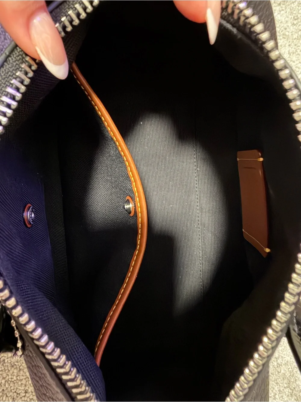 Coach Compass 25 Black Pebbled Leather